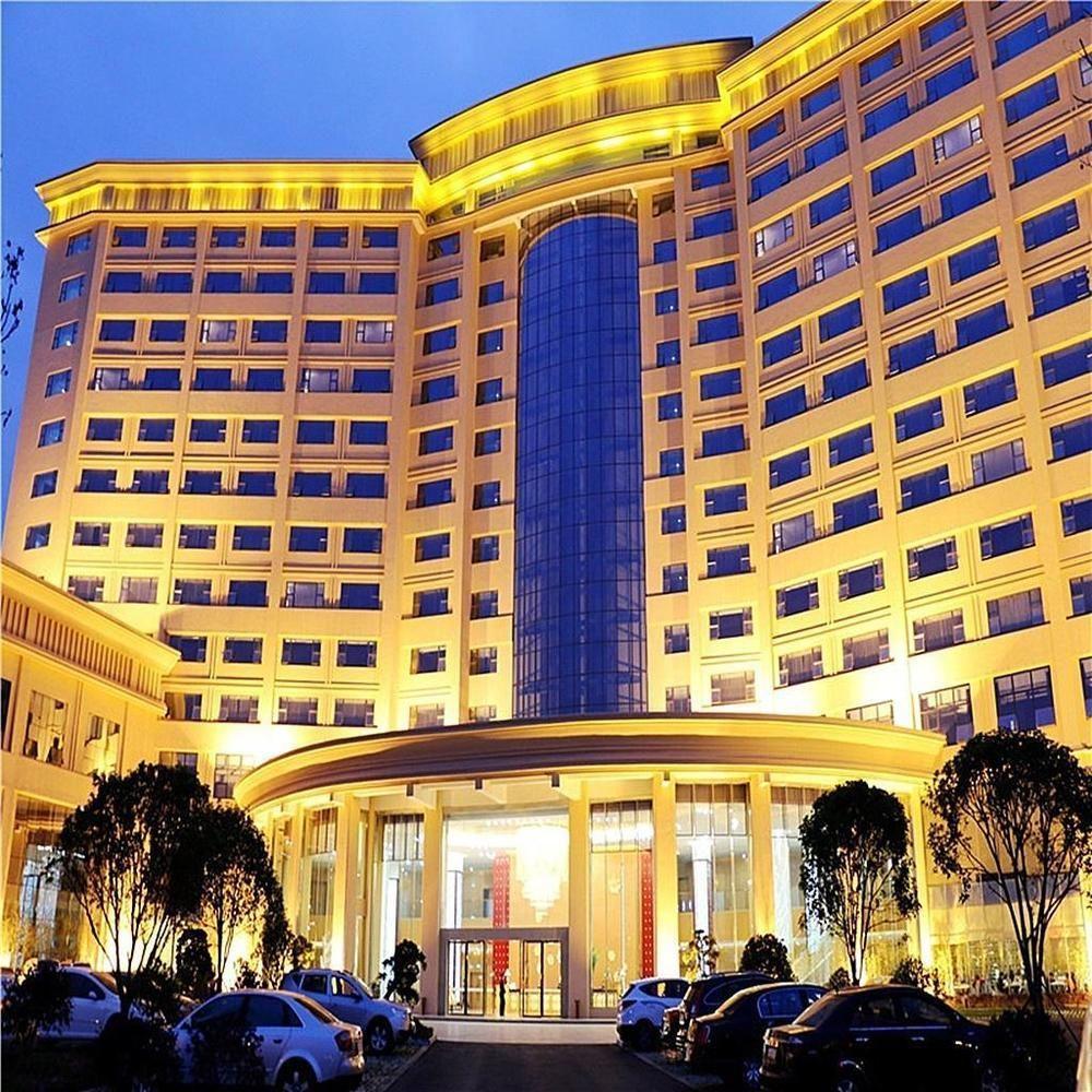 The Grand Plaza Hotel Ji'an  Dış mekan fotoğraf