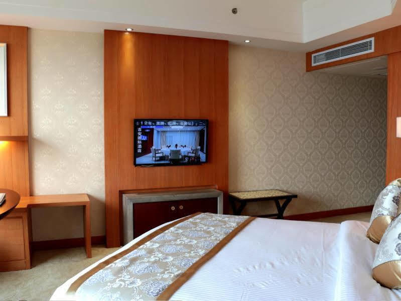 The Grand Plaza Hotel Ji'an  Dış mekan fotoğraf